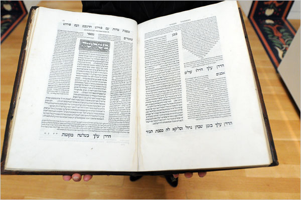 קובץ:Raccolta valmadonaA.jpg